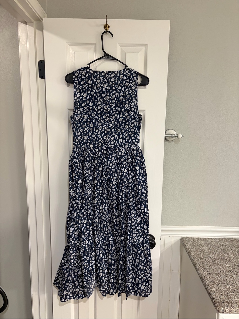 J.Crew Floral Smocked Midi Dress Small Navy White - Picture 7 of 7